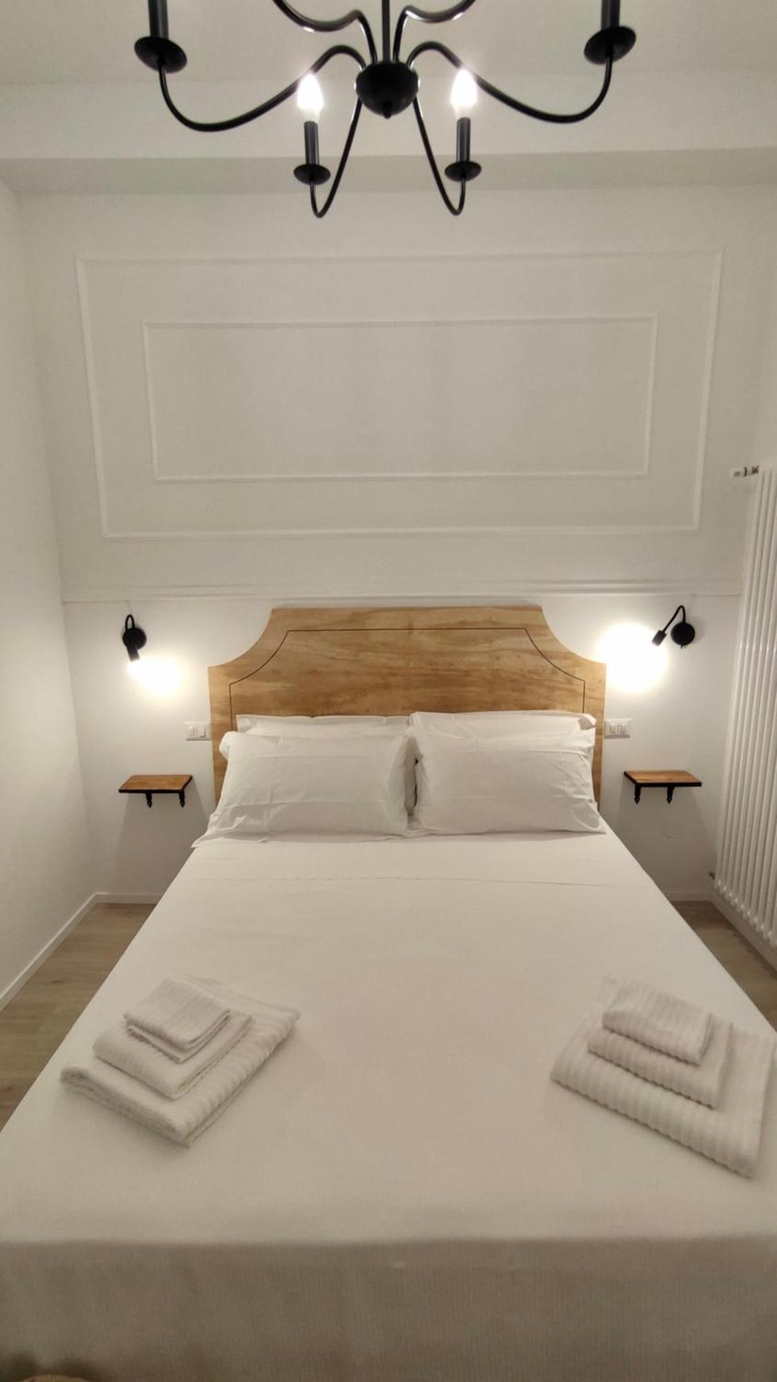 Il Re Degli Scalzi Hotel Matera Luaran gambar