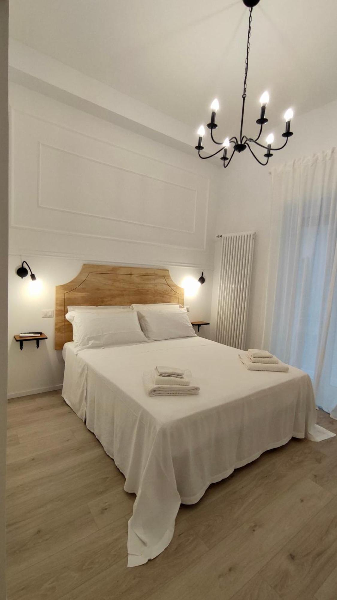 Il Re Degli Scalzi Hotel Matera Luaran gambar